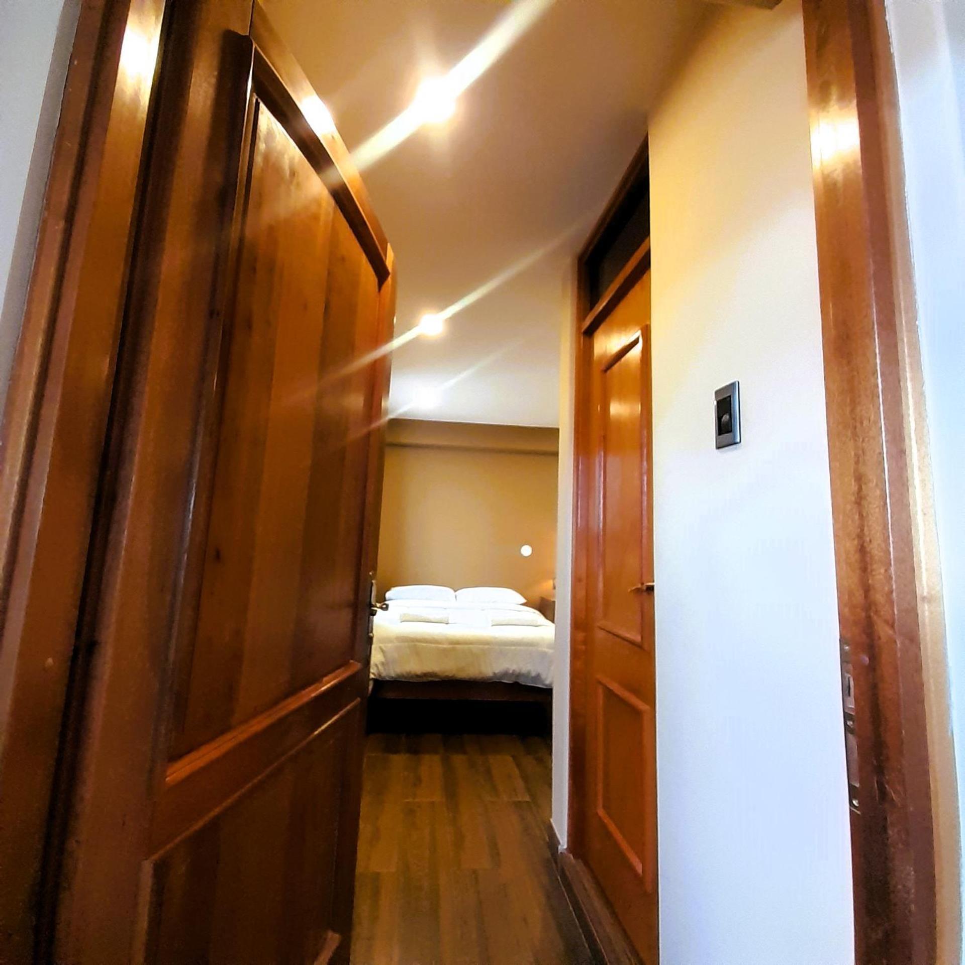 Laguna House 瓦拉斯 外观 照片
