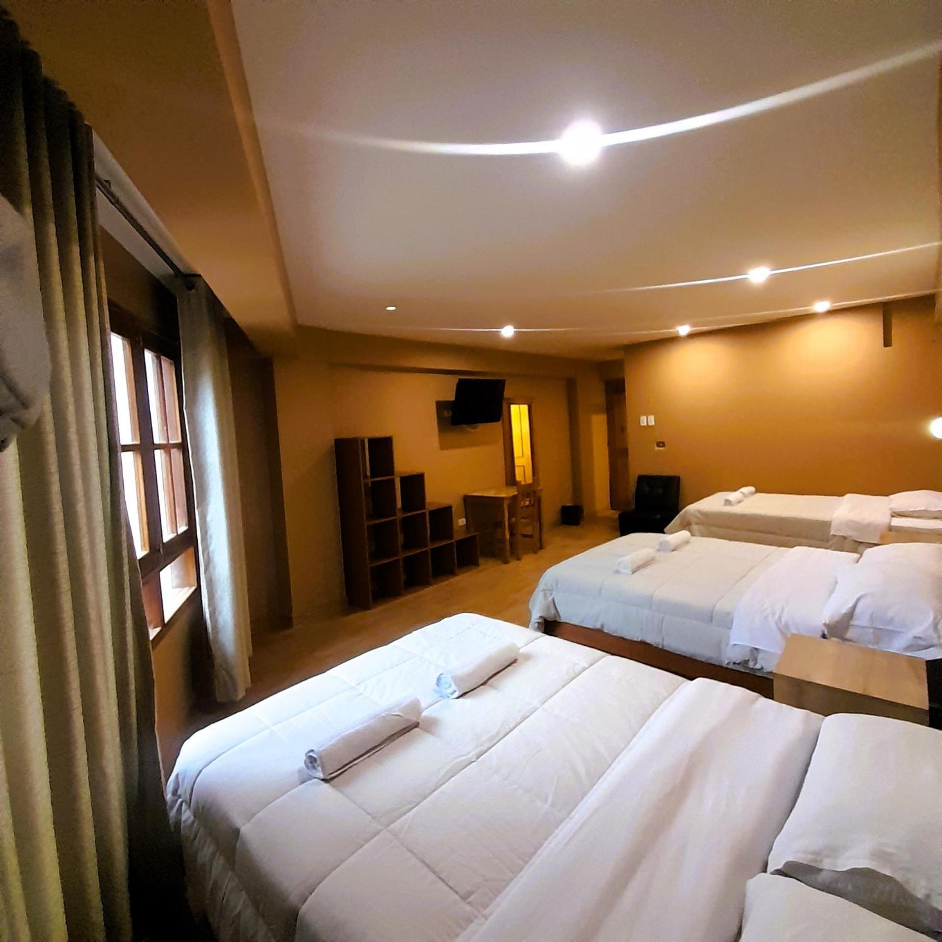 Laguna House 瓦拉斯 外观 照片